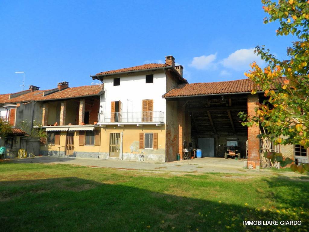 Rustico / casale a Buttigliera d'asti in Via Camillo Benso di Cavour, 31 - Foto 3