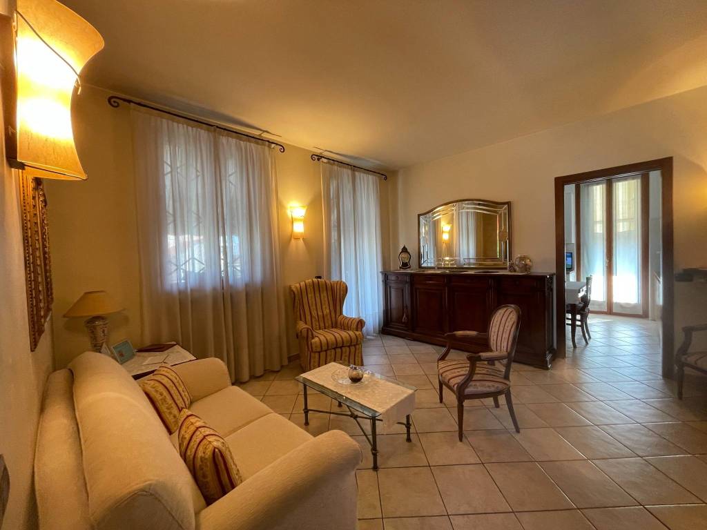 Appartamento a Caronno pertusella - Foto 2