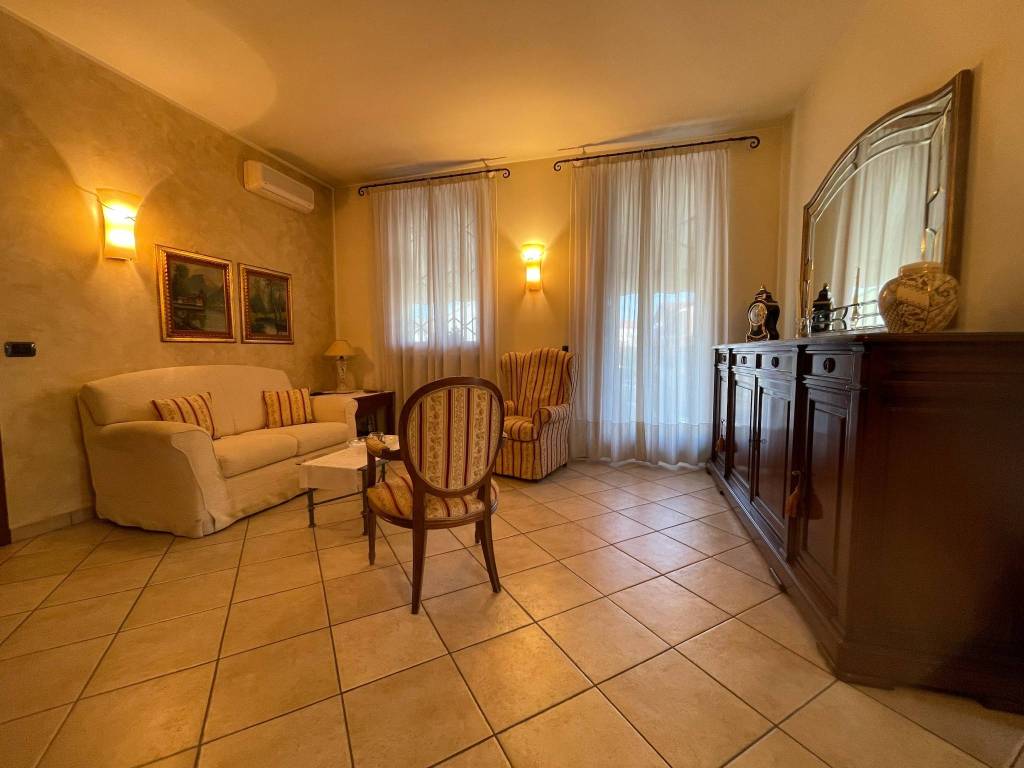 Appartamento a Caronno pertusella - Foto 4