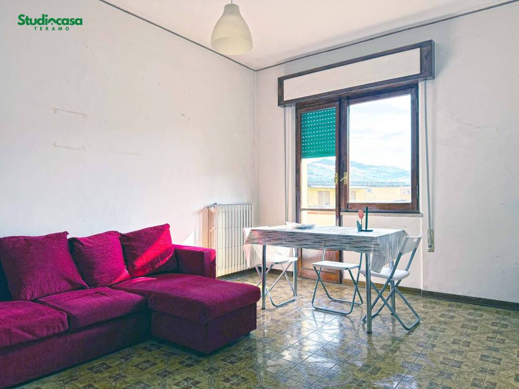 Appartamento a Teramo in Via Pietro Nenni - Foto 4