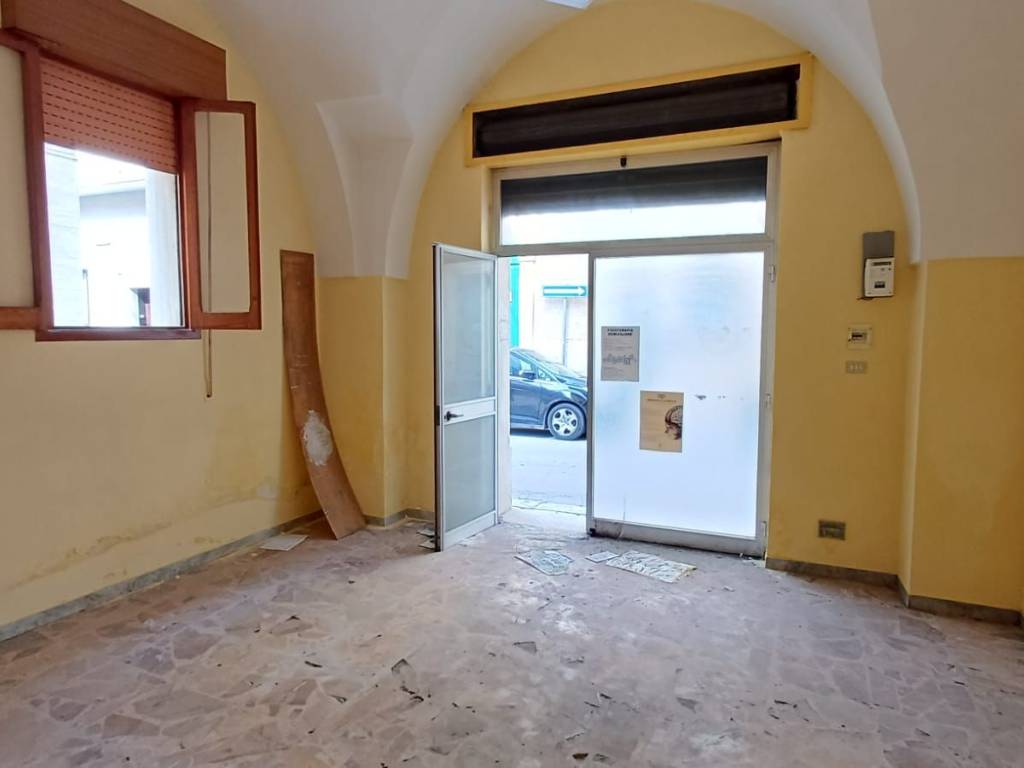 Immobile a Francavilla fontana in Via Giosuè Carducci, 11 - Foto 3