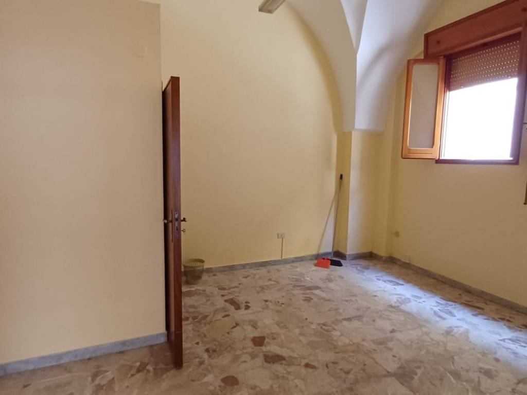 Immobile a Francavilla fontana in Via Giosuè Carducci, 11 - Foto 4