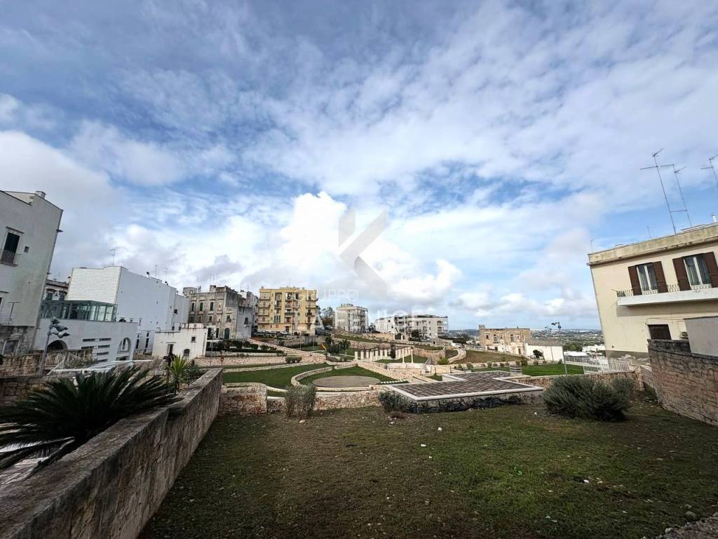 Casa indipendente a Martina franca in Via Giovanni Simonetti - Foto 2