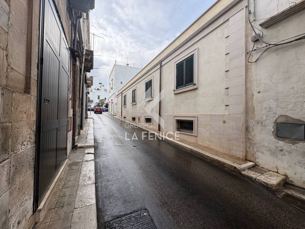 Casa indipendente a Martina franca in Via Giovanni Simonetti - Foto 3