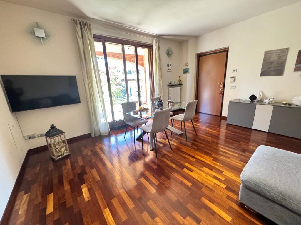 Villa a Vigevano in Via Vecchia per Gambolò, 26 - Foto 2