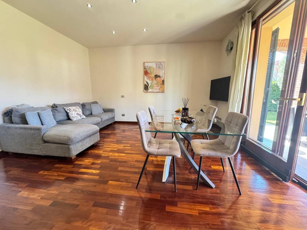 Villa a Vigevano in Via Vecchia per Gambolò, 26 - Foto 4