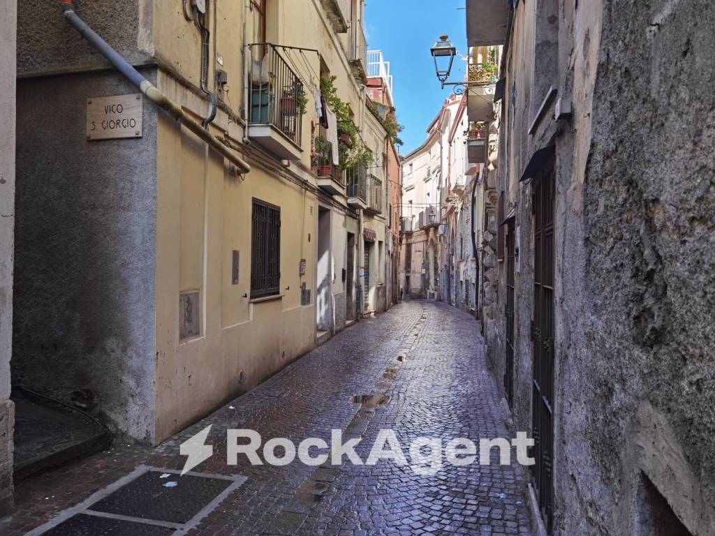 Appartamento a Catanzaro in Via Giuseppe Poerio - Foto 2