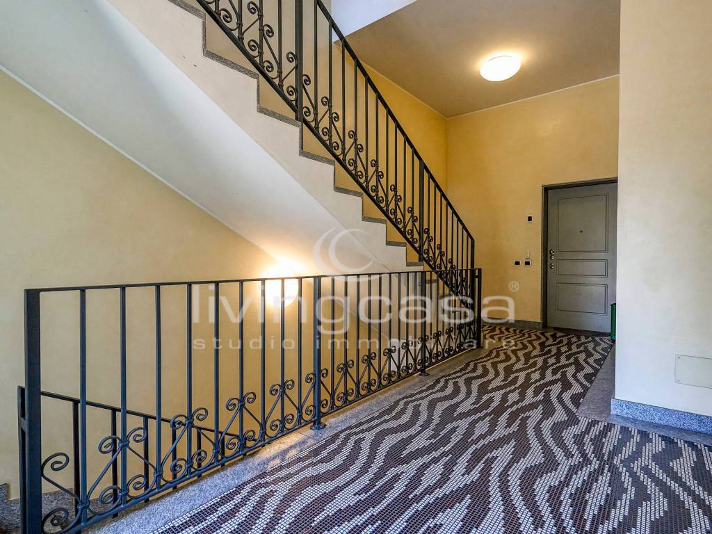 Appartamento a Cernusco lombardone in Via Spluga - Foto 4