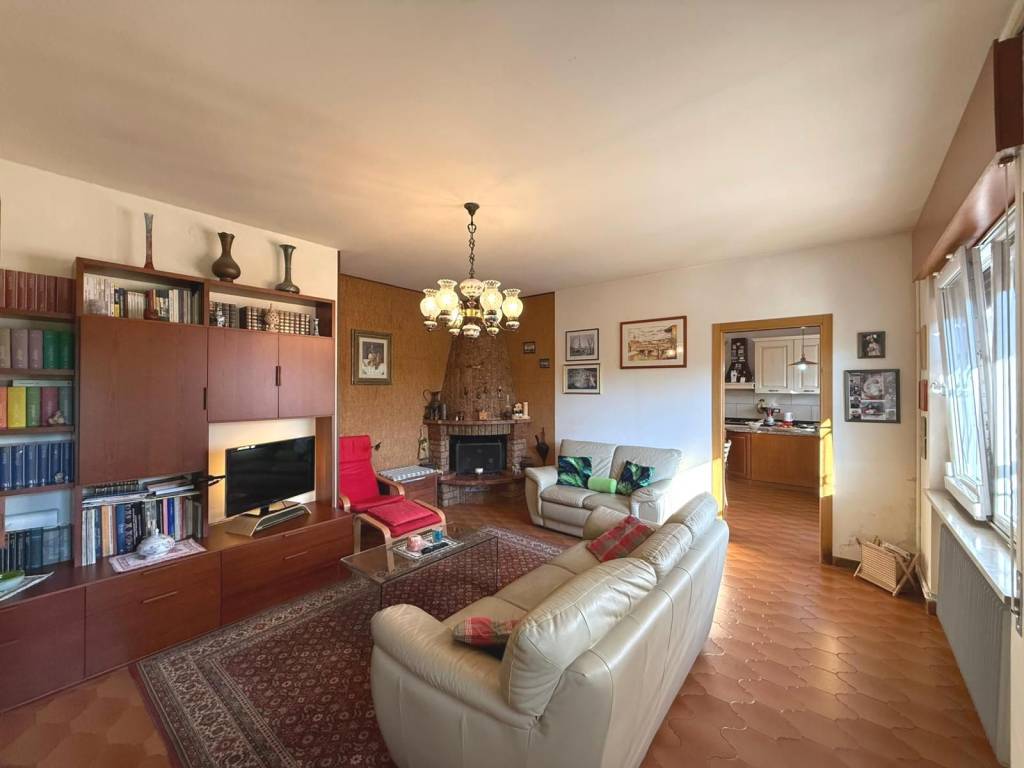 Villa a Montecchio maggiore in Via Covolo Alto - Foto 5