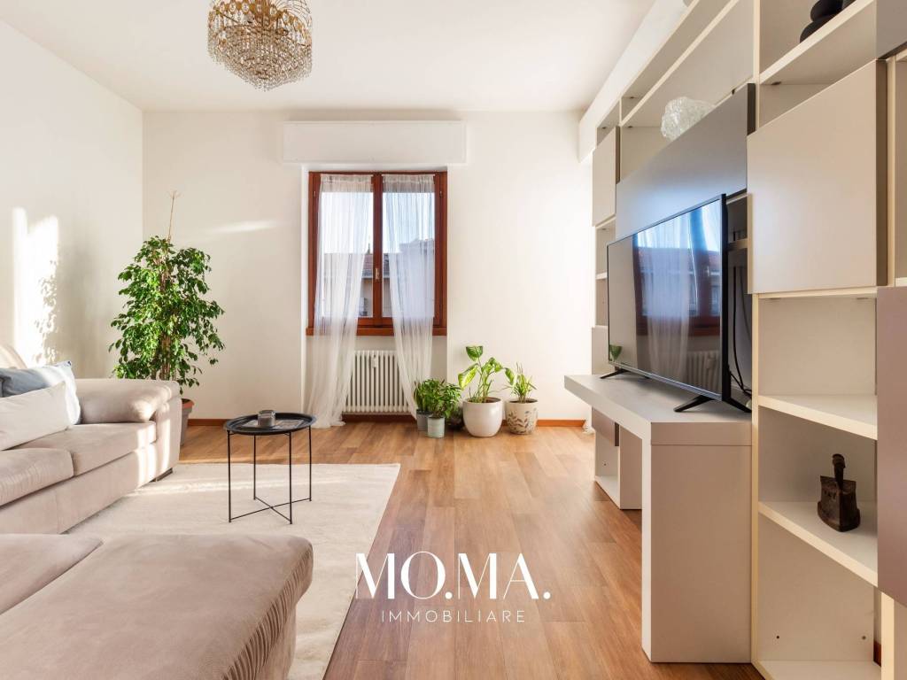 Appartamento a Casatenovo in Via Giacomo Leopardi, 3 - Foto 2