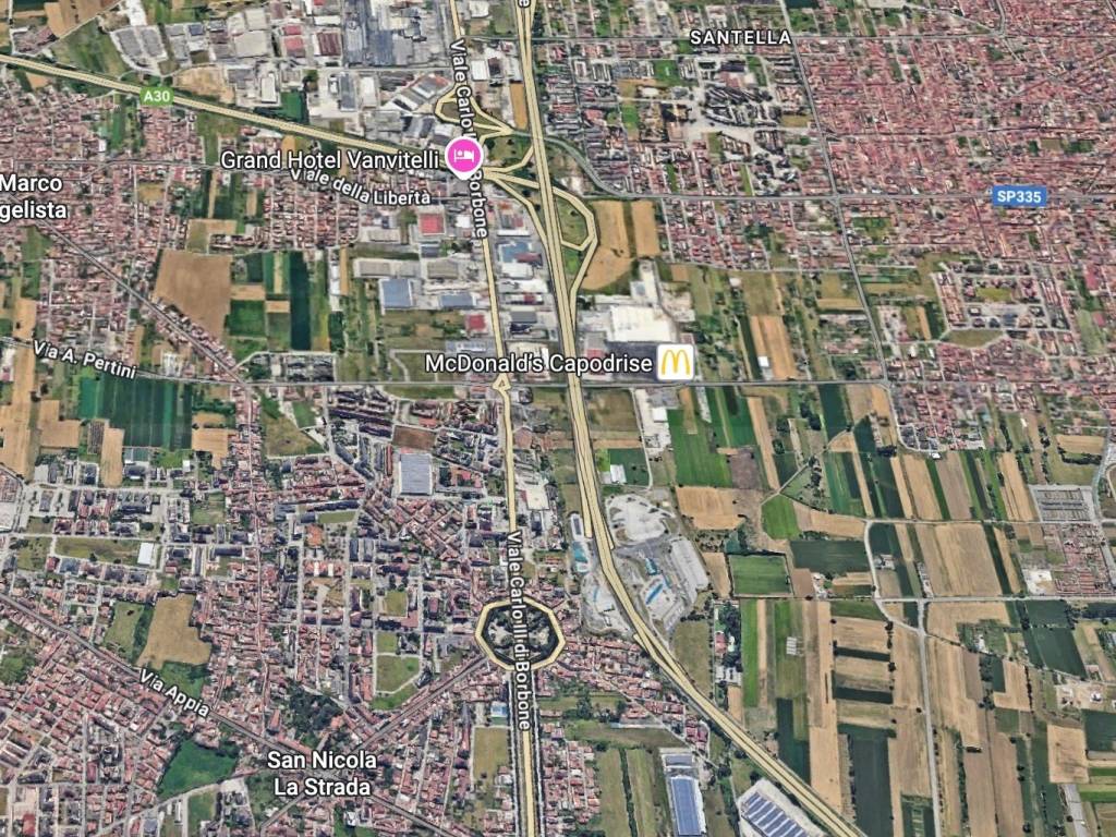 Immobile a San nicola la strada in Viale Carlo III di Borbone - Foto 4