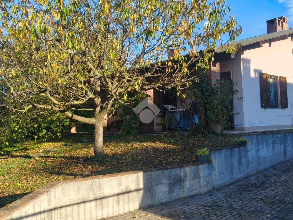 Casa indipendente a Santa giuletta in Via Modigliani, 5 - Foto 4