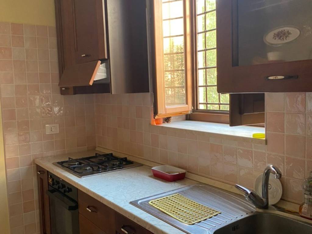 Appartamento a Fondi in Largo Bernardino da Sala - Foto 4