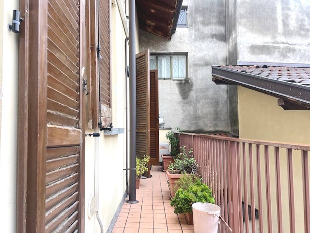 Appartamento a Costa masnaga in Via 25 Aprile, 9 - Foto 5