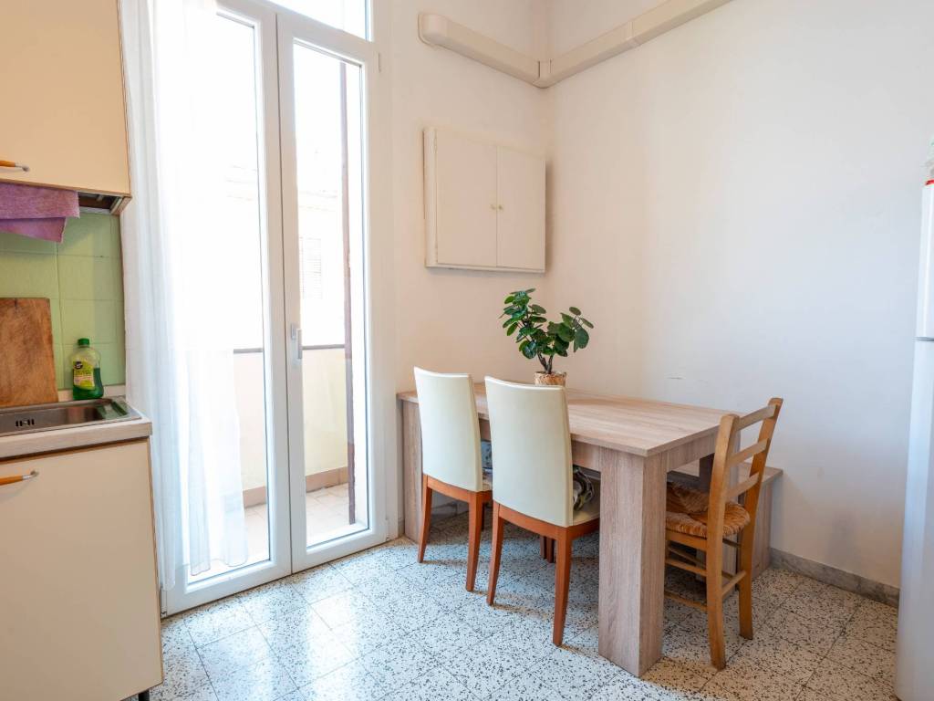 Appartamento a Bologna in Via Pietro Albertoni, 7 - Foto 2