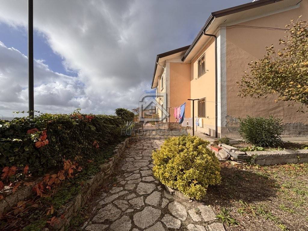 Casa indipendente a Savignano irpino in Via Piano la Bella - Foto 2