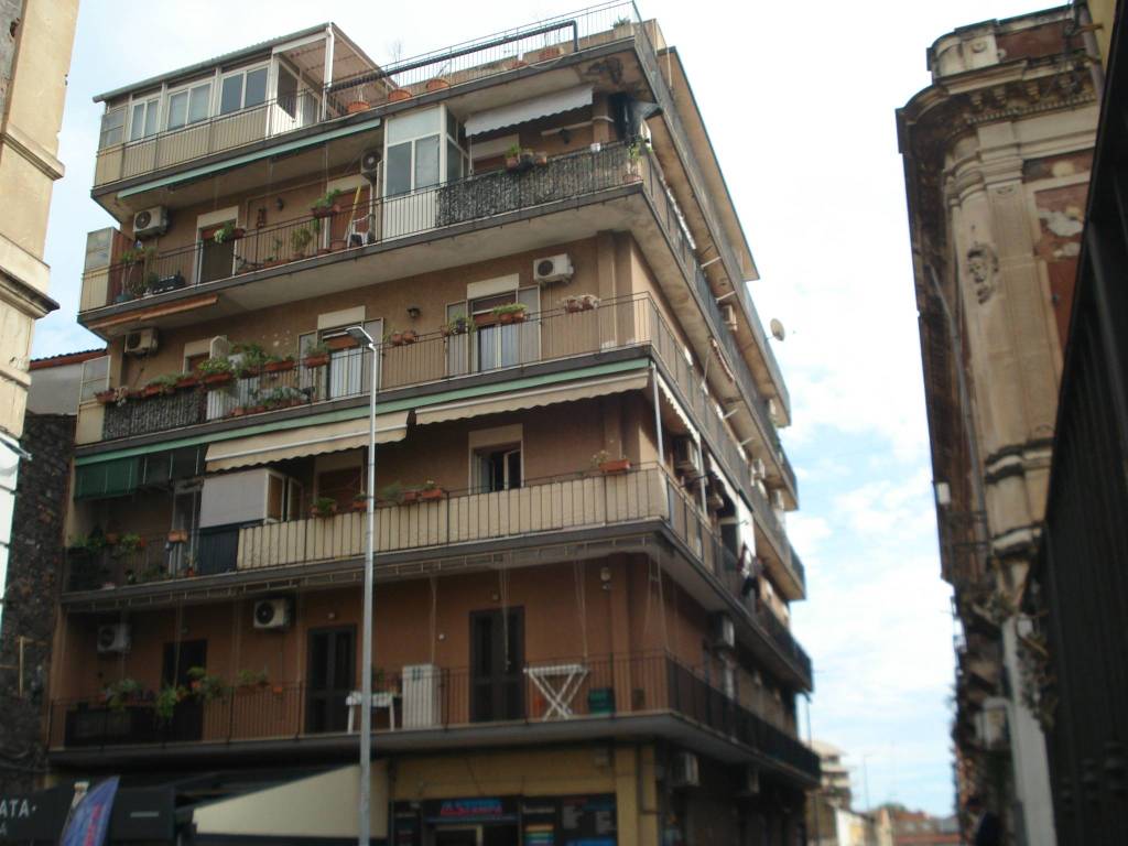 Attico / mansarda a Catania in Via Wrzì, 14 - Foto 4