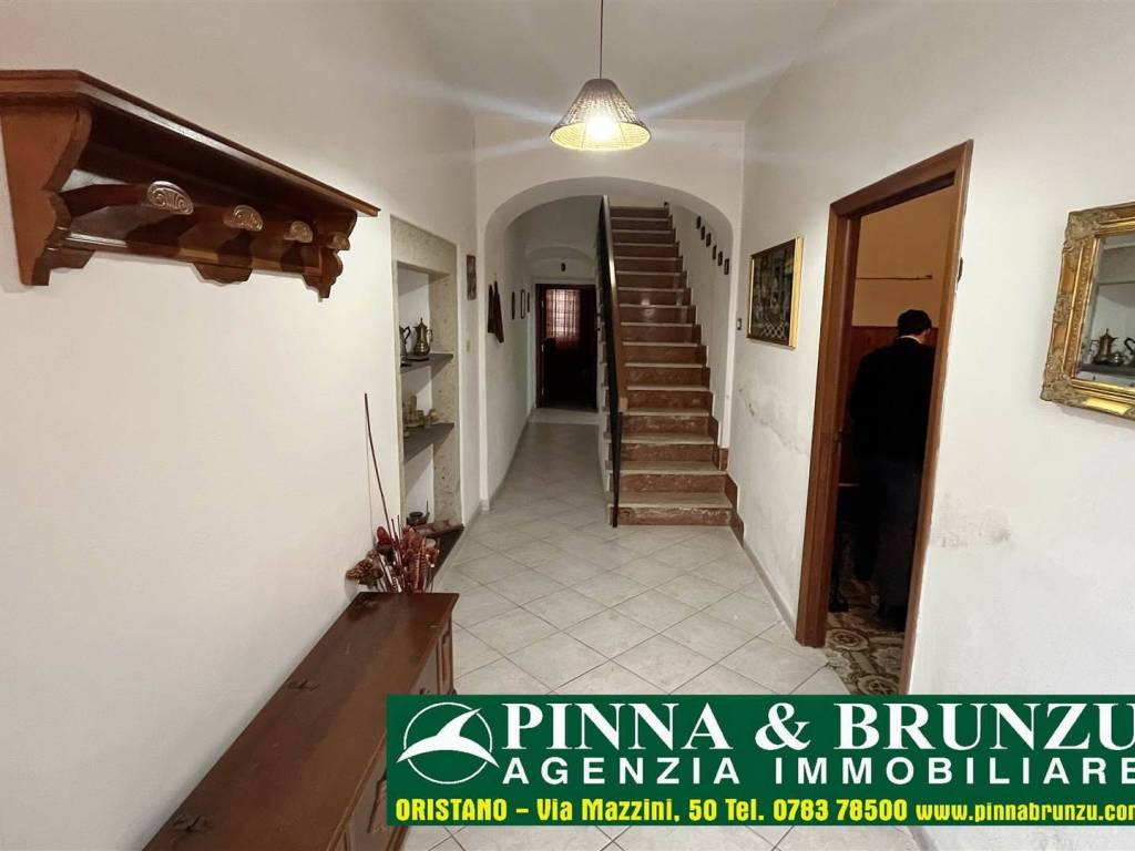 Villetta a schiera a Seneghe in Via Mannu, 34 - Foto 3