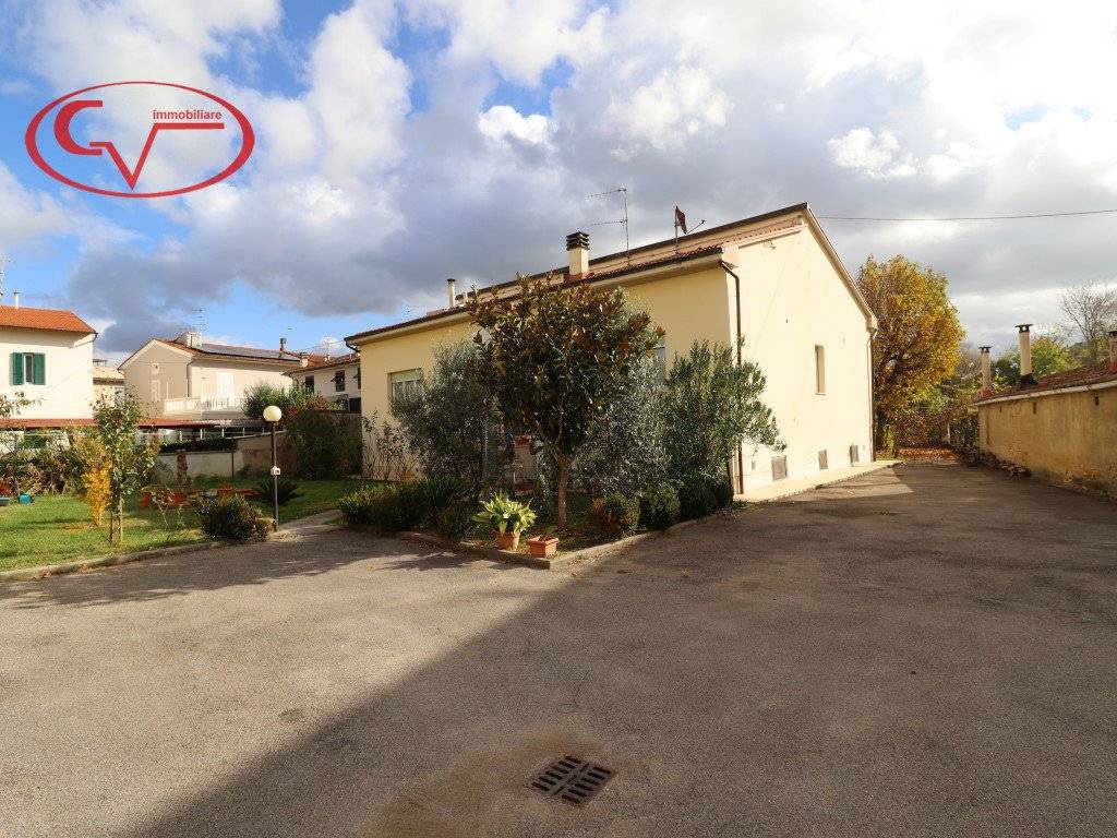 Casa indipendente a Montevarchi in Via Cilembrini - Foto 3