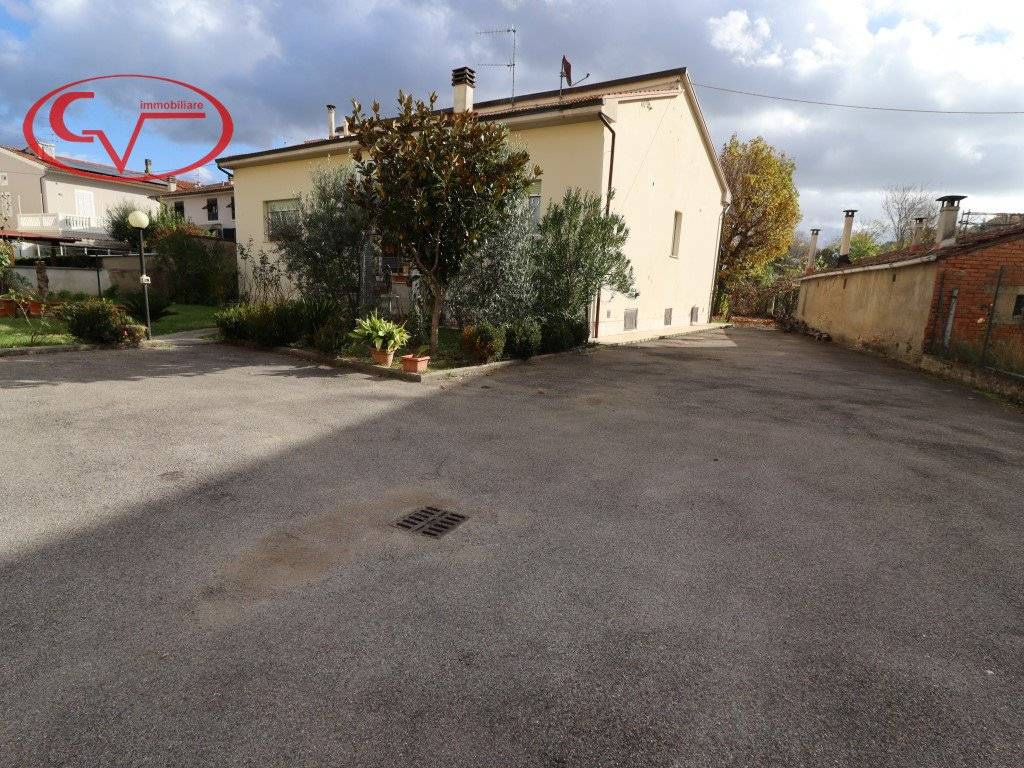 Casa indipendente a Montevarchi in Via Cilembrini - Foto 4