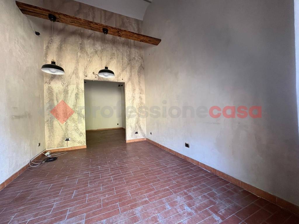 Immobile a Terracina in VIA PORTA ROMANA, 46 - Foto 4