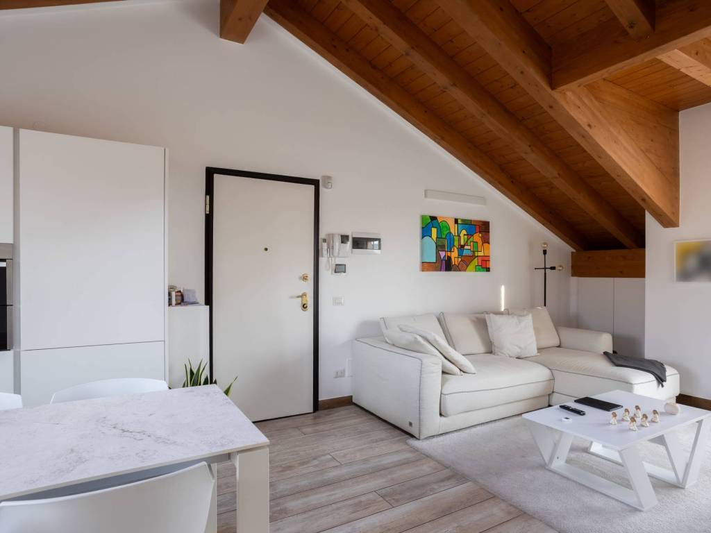 Attico / mansarda a Casatenovo in Via Don Antonio Brambilla, 15 - Foto 3