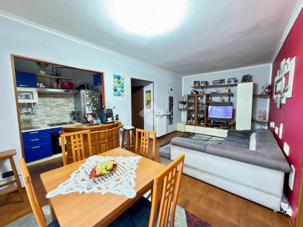 Appartamento a Castel goffredo in Viale Monte Grappa - Foto 5