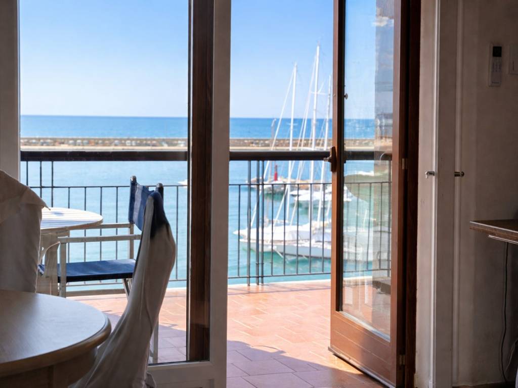 Appartamento a Monte argentario in Via Discesa del Valle - Foto 4
