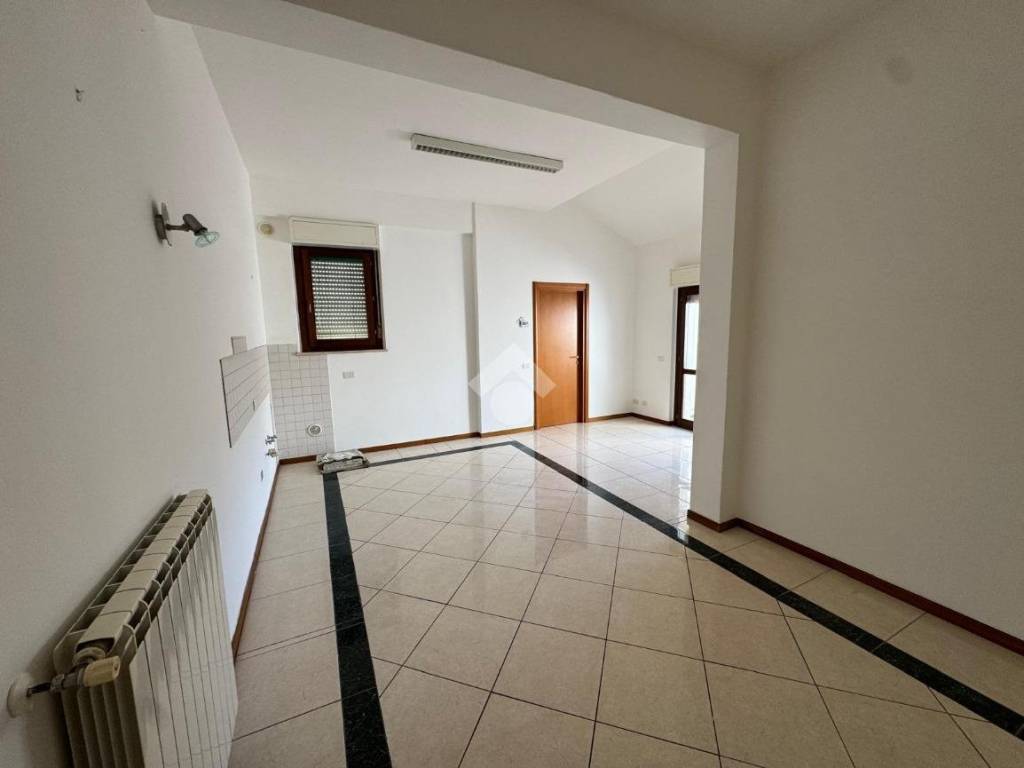 Appartamento a Avezzano in Via Molise - Foto 3