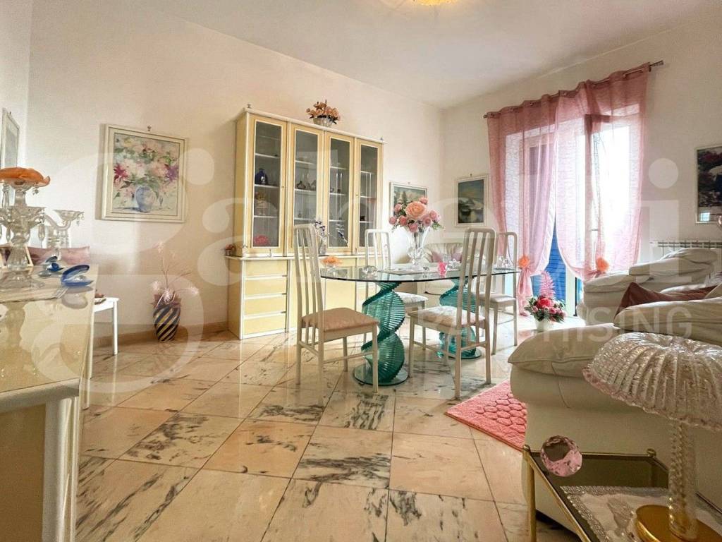 Appartamento a Gaeta in Lungomare G. Caboto, 216 - Foto 2