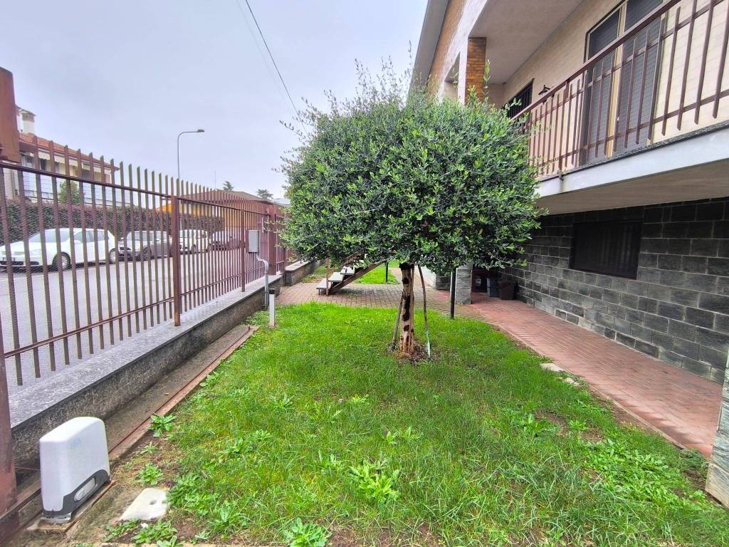 Villa a Ossona - Foto 2