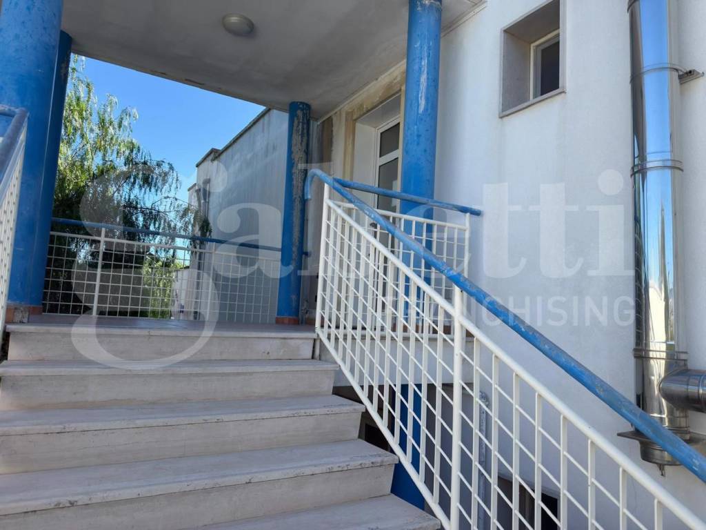 Appartamento a Lizzanello in via Montenegro, 181 - Foto 3