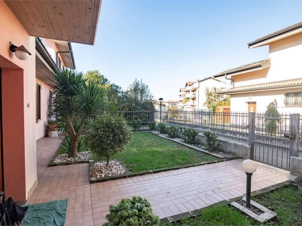 Appartamento a Borghetto lodigiano in Via della Repubblica, 6 - Foto 3