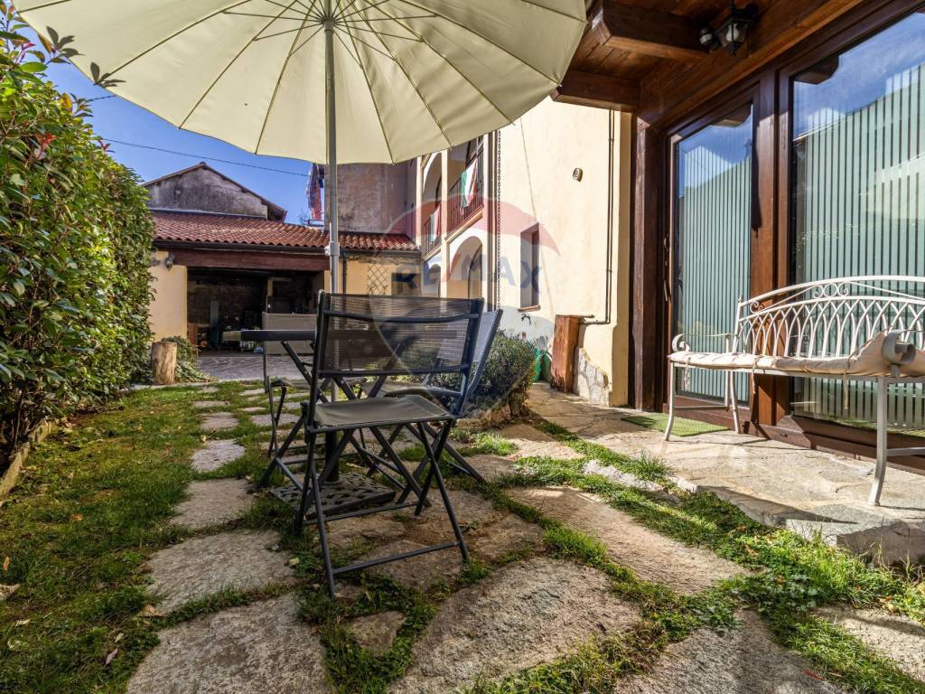 Casa indipendente a Donato in Via Mombarone, 14 - Foto 4