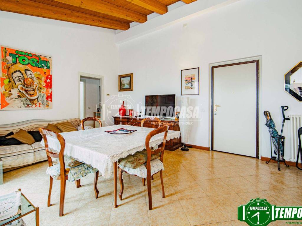 Appartamento a Pavia in Via Luciano de Pascalis - Foto 2