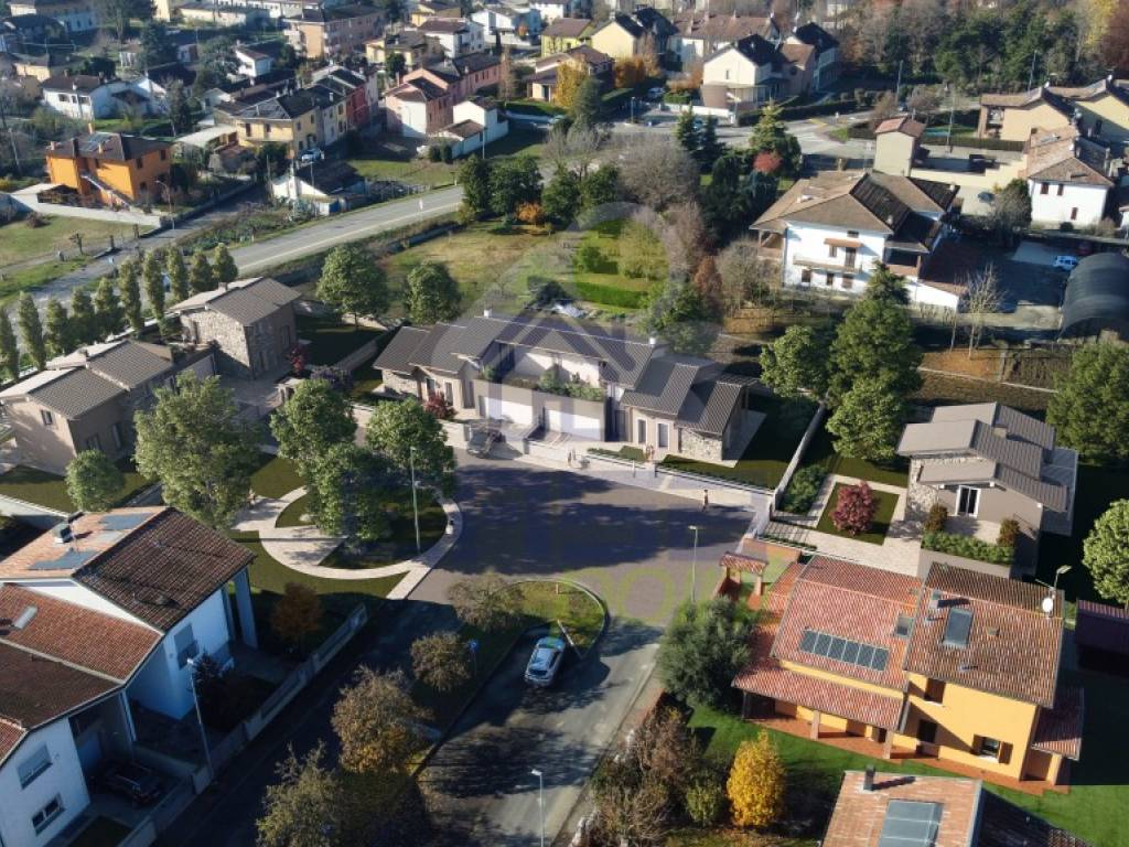 Terreno a Castelvetro piacentino in VIA ALPINI D'ITALIA - Foto 2