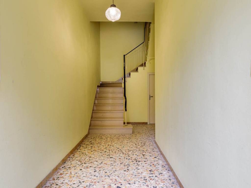 Appartamento a Campi bisenzio in via G.Marconi, 79 - Foto 2