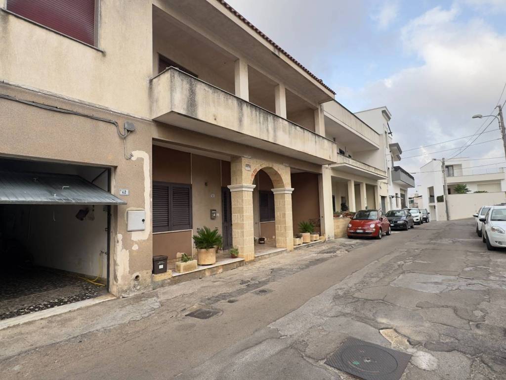 Casa indipendente a Specchia in Via Francesco Maria Perrone, 40 - Foto 2