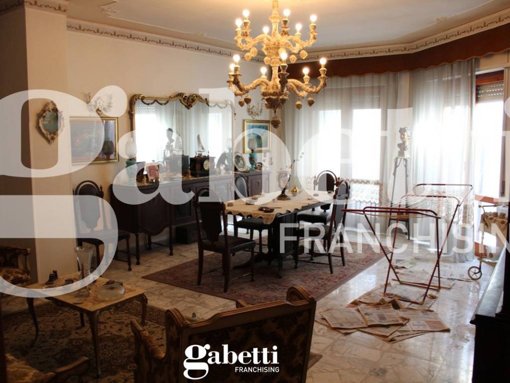 Appartamento a Canosa di puglia in via Giovanni Bovio, 25 - Foto 2