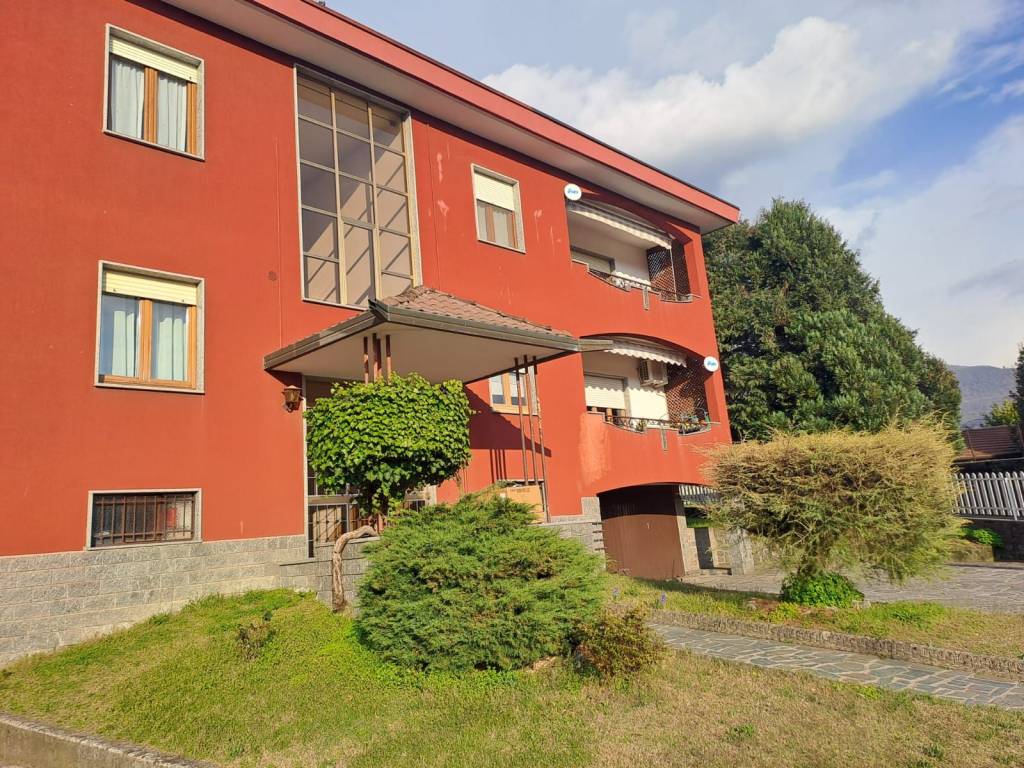 Appartamento a Cittiglio in Via Cascine, 34 - Foto 3