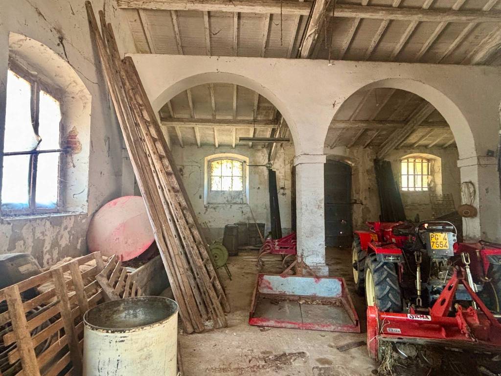 Rustico / casale a Gualdo cattaneo in Via dei Giardini - Foto 3