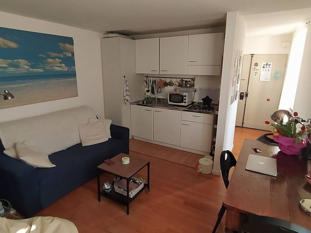 Appartamento a Verona in Via Tito Speri - Foto 2
