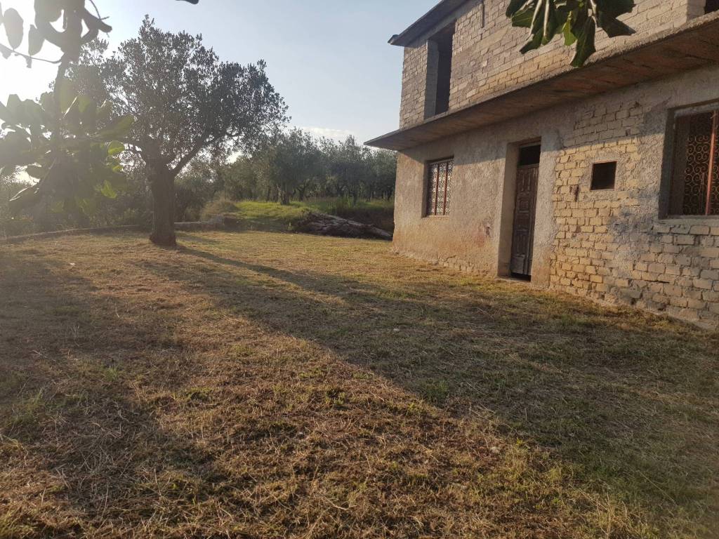 Rustico / casale a Cervaro in Via Piternis - Foto 2