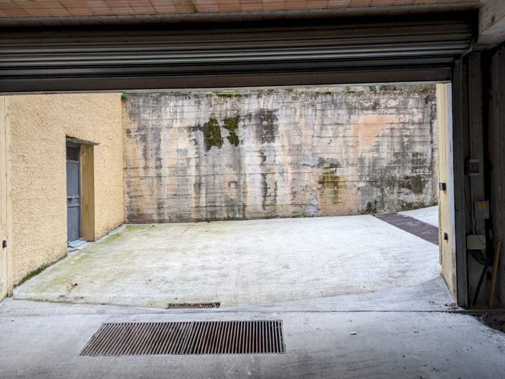 Box / garage a Isernia in Via Giovanni Berta, 80 - Foto 4