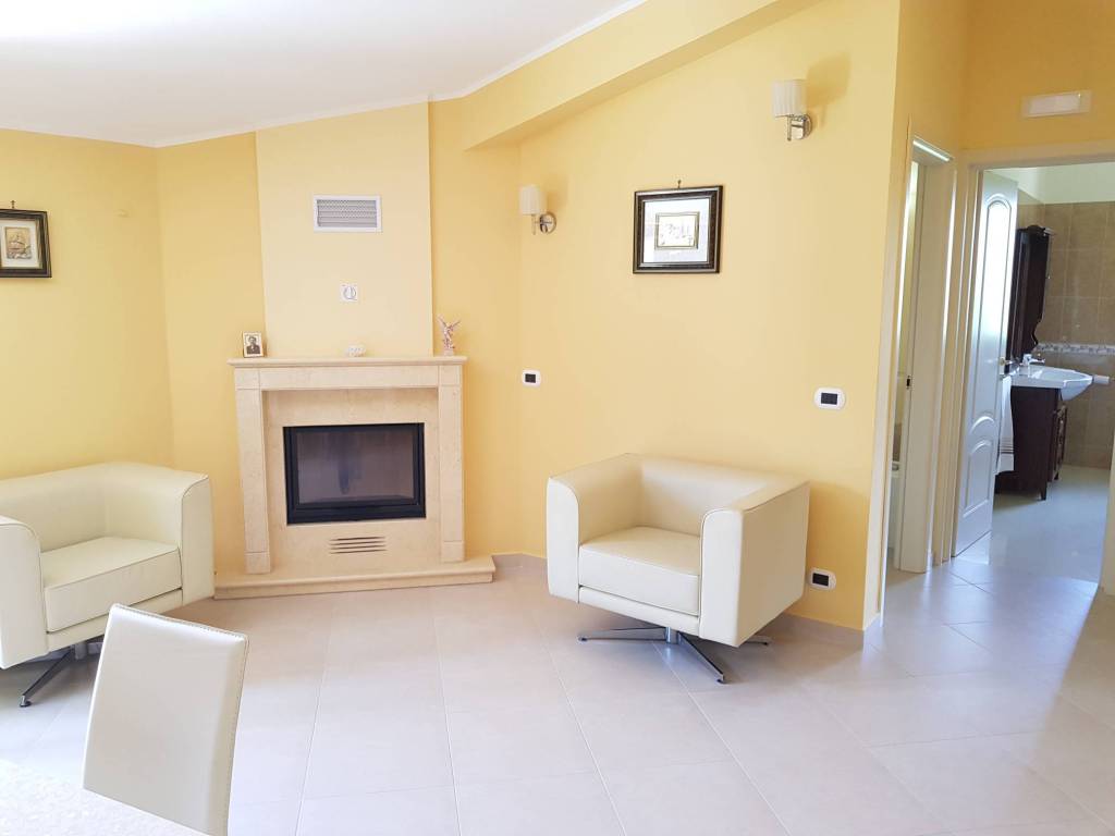 Appartamento a Santo stefano del sole in Strada Provinciale N. 5 - Foto 5