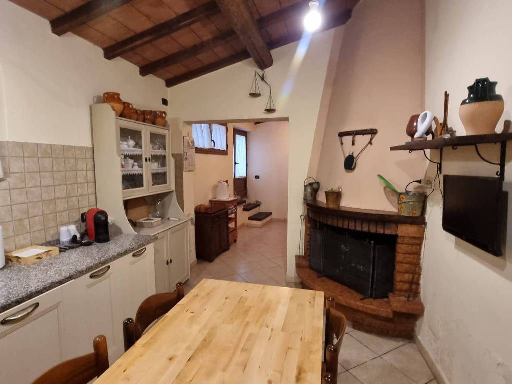 Casa indipendente a Monsummano terme in Via Bracona - Foto 5
