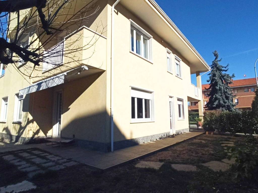 Villa a Carrù in Via Selene, 5 - Foto 4