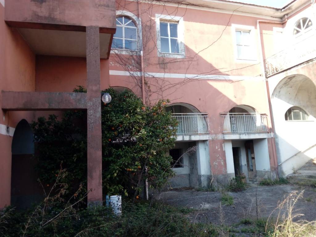 Rustico / casale a Baronissi in Via Andrea Sabatini, 15 - Foto 5