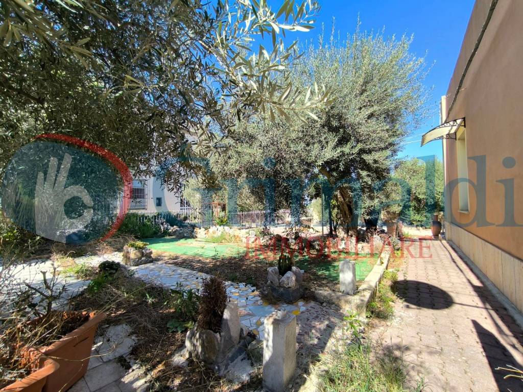 Casa indipendente a Messina in Strada Statale 113 Spartà, sn - Foto 4