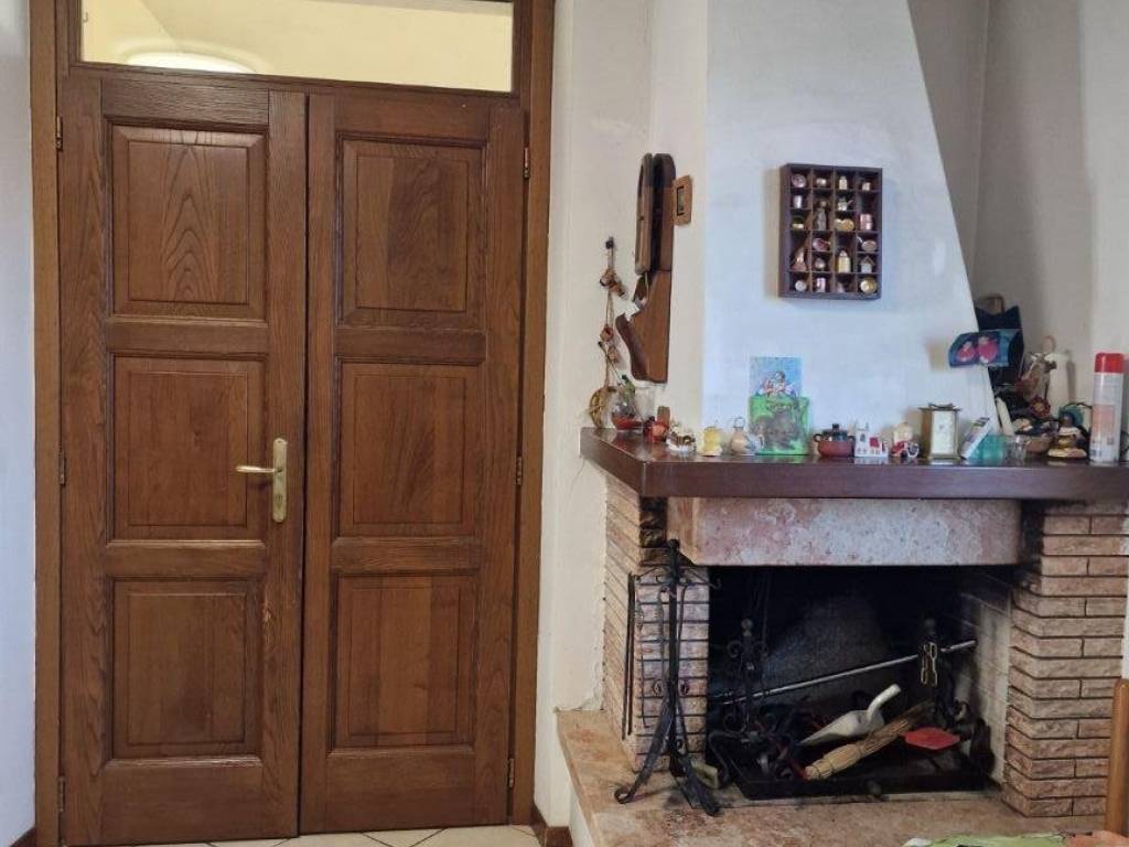 Appartamento a Castiglione del lago in Via Fioretti - Foto 4